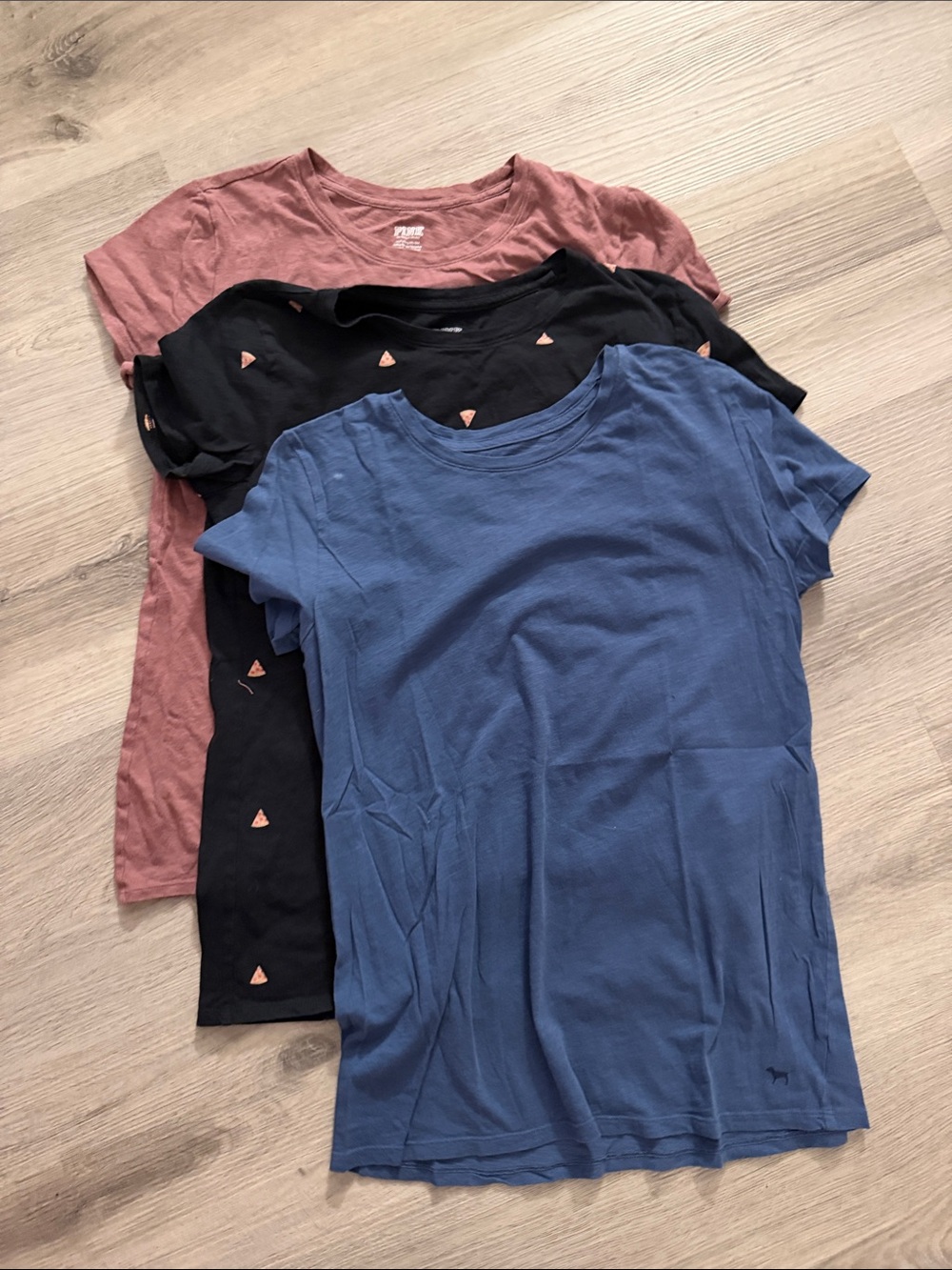 3 PINK Crewneck Tee - Unbranded Women's Short Sleeve Top